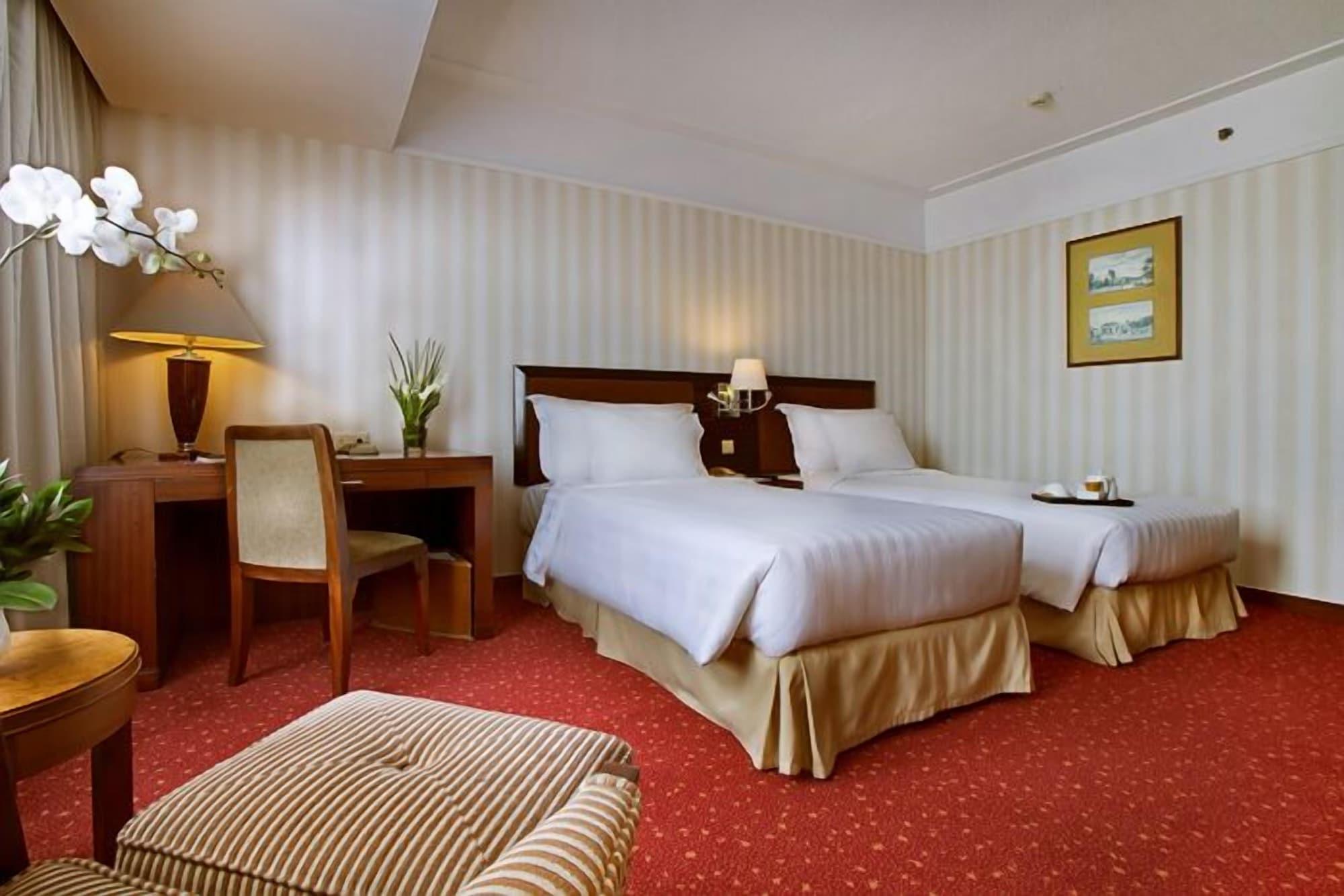 Redtop Hotel & Convention Center Jacarta Exterior foto